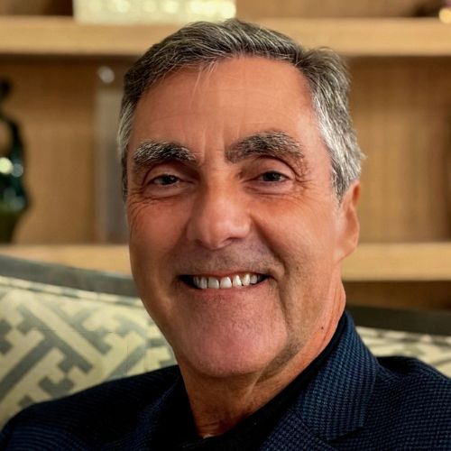 Eduardo "Eddie" V. Hondal '88, MS '00