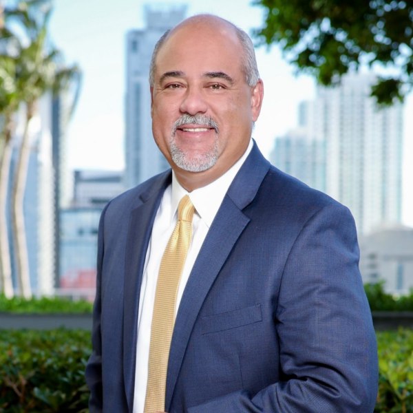 Francisco Gonzalez, CPA ’90